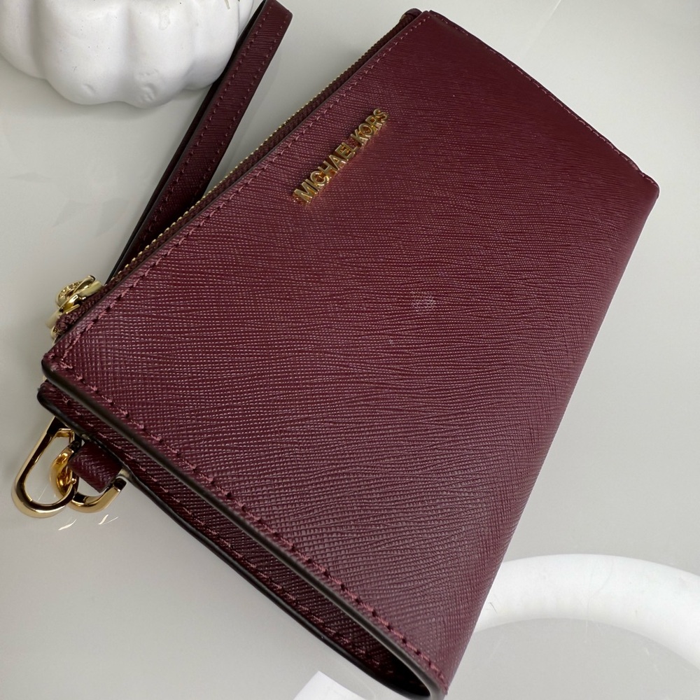 Michael Kors Double Zip Wristlet / Wallet Merlot - Picture 4 of 4